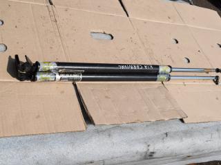 амортизатор крышки багажника (3-5 двери) Kia Carnival 1 поколение [рестайлинг] 2004, 2.9 л., дизель, АКПП