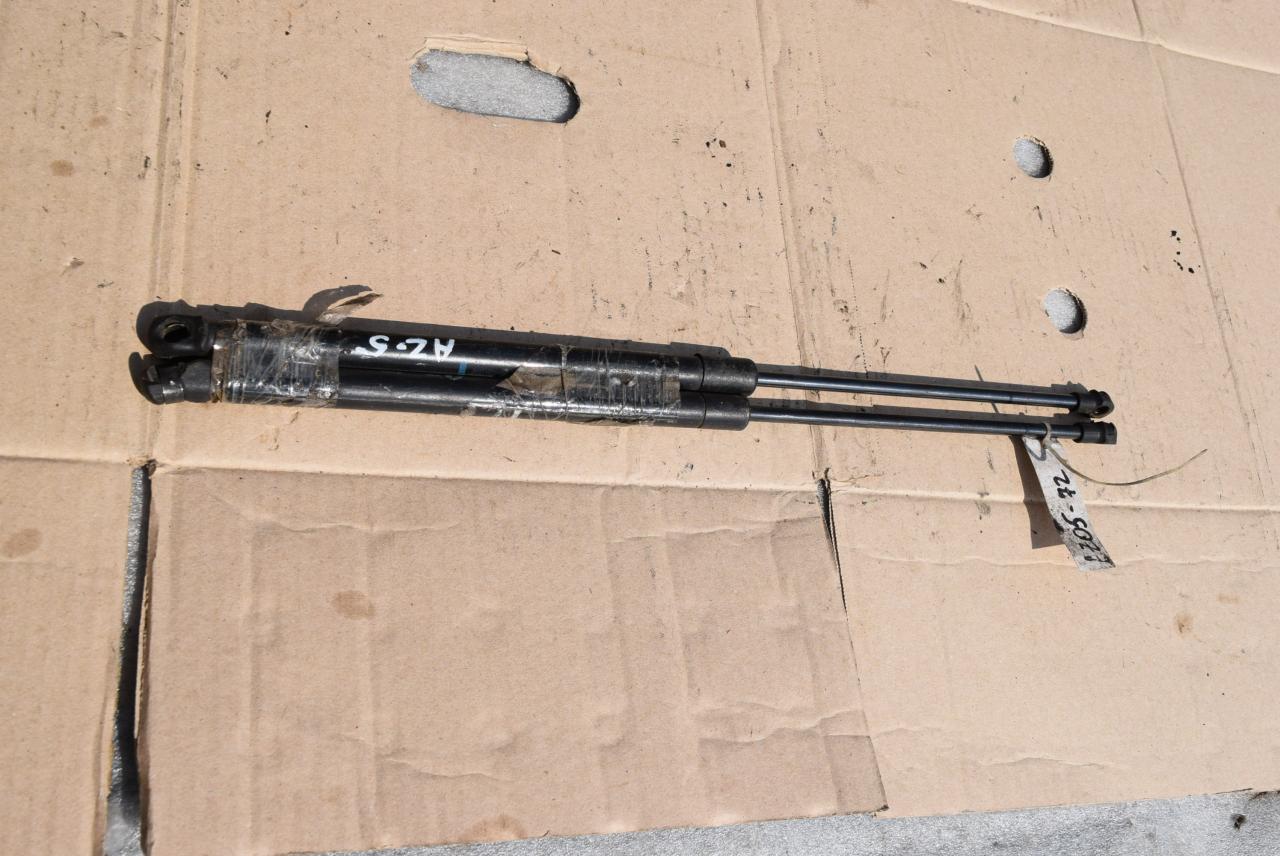 амортизатор крышки багажника (3-5 двери) Volkswagen Polo 4 поколение 2003, 1.9 л., дизель, хетчбэк 5 дв., 6Q0823359C - фото №1