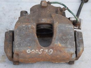 суппорт передний левый Renault Megane 1 поколение [рестайлинг] 2003, 1.4 л., бензин, МКПП, хетчбэк 5 дв.