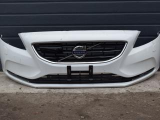 бампер передний Volvo V40 2 поколение 2016, 2.0 л., дизель, АКПП, универсал, правый руль, 31283732, 31395920, 31395919