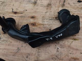 патрубок (трубопровод, шланг) Volvo V40 2 поколение 2016, 2.0 л., дизель, АКПП, универсал, правый руль, 31370135