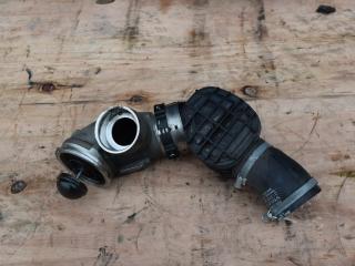 патрубок интеркулера Volvo V40 2 поколение 2016, 2.0 л., дизель, АКПП, универсал, правый руль, 31370187, 31431981, 31370189