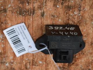 реле бензонасоса Volvo V40 2 поколение 2016, 2.0 л., дизель, АКПП, универсал, правый руль, 31392346