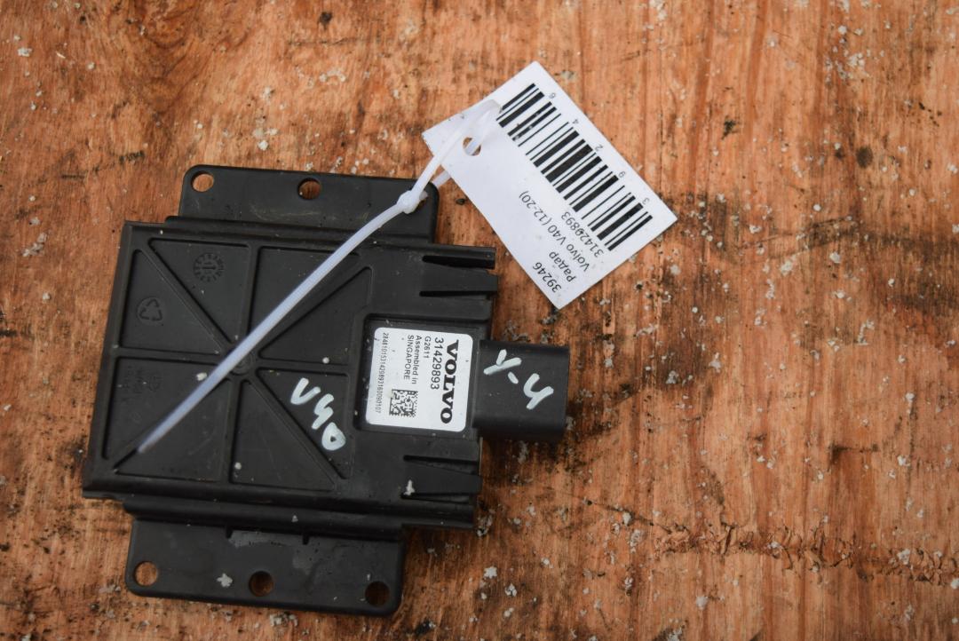 датчик мертвых (слепых) зон Volvo V40 2 поколение 2016, 2.0 л., дизель, АКПП, универсал, правый руль, 31429893 - фото №1