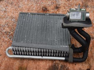 радиатор кондиционера Volvo V40 2 поколение 2016, 2.0 л., дизель, АКПП, универсал, правый руль, 19840BA