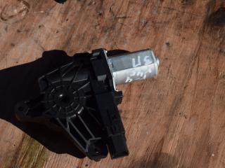 моторчик стеклоподъемника задний правый Volvo V40 2 поколение 2016, 2.0 л., дизель, АКПП, универсал, правый руль, 968740101