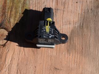 датчик удара Volvo V40 2 поколение 2016, 2.0 л., дизель, АКПП, универсал, правый руль, 31360986