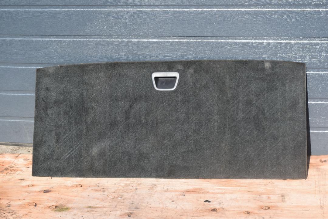 пол багажника Volvo V40 2 поколение 2016, 2.0 л., дизель, АКПП, универсал, правый руль - фото №1