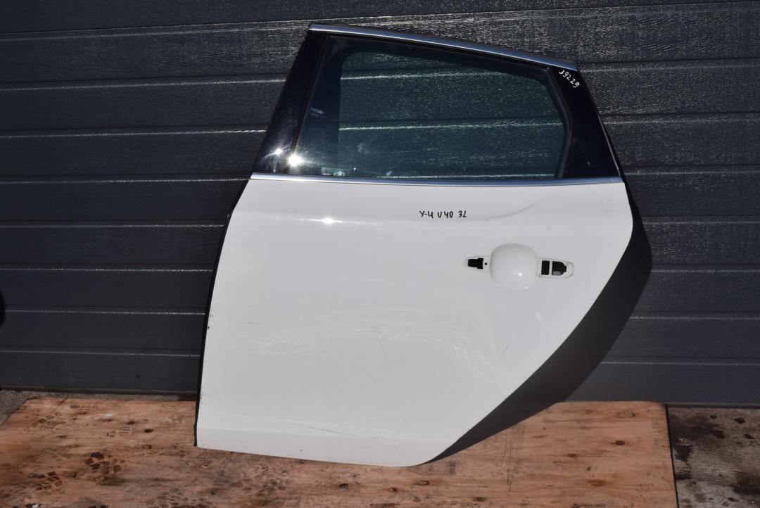 дверь задняя левая Volvo V40 2 поколение 2016, 2.0 л., дизель, АКПП, универсал, правый руль, 31402336 - фото №1