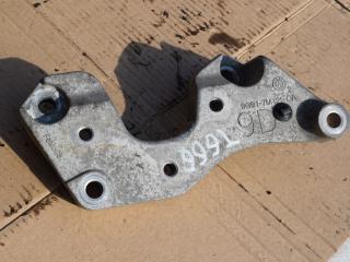 кронштейн КПП Volvo S60 2 поколение 2012, 1.6 л., Ti, B 4164 T3, бензин, АКПП, седан, передний привод, 9G917M125DA