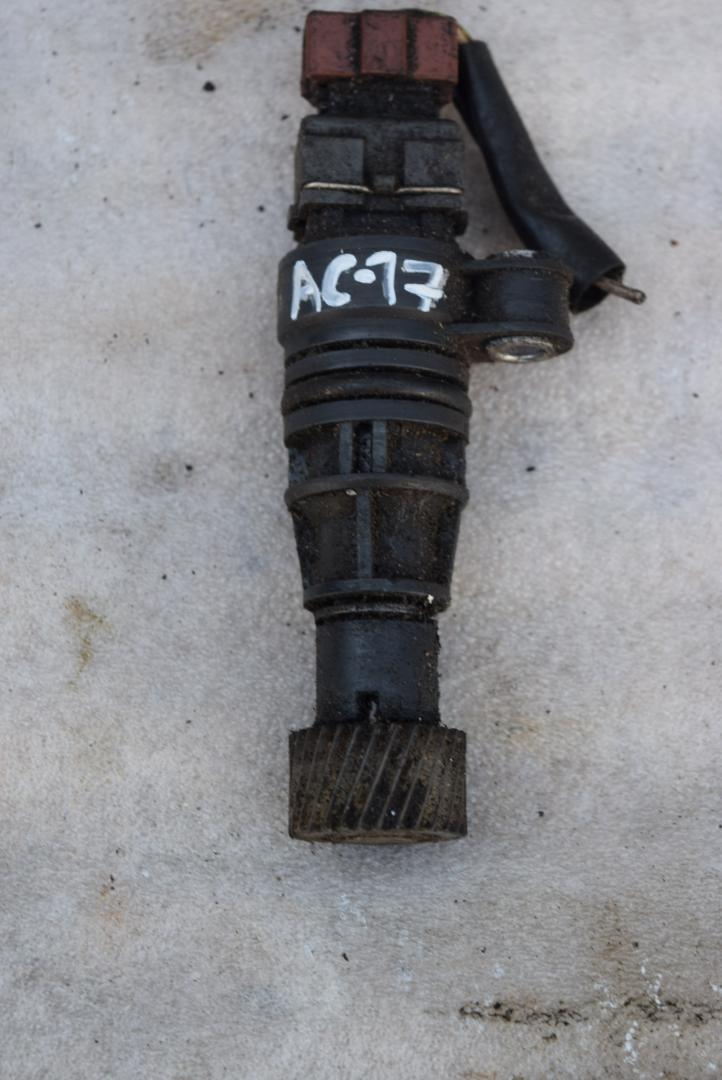 датчик скорости Mitsubishi Space Wagon 3 поколение (Typ N50) 2002, 2.0 л., бензин, МКПП, минивэн, 35011S17 - фото №1