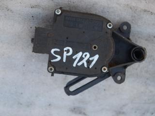 моторчик заслонки печки Volkswagen Golf 4 поколение 1998, 1.9 л., SDi, дизель, МКПП, хетчбэк 5 дв., 1J0907511
