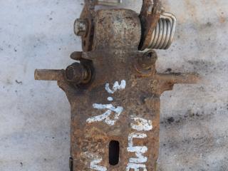 суппорт задний правый Nissan Almera N16 2000, 1.8 л., QG18DE, бензин