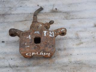 суппорт задний левый Mitsubishi Galant 8 поколение 1998, 2.0 л., дизель