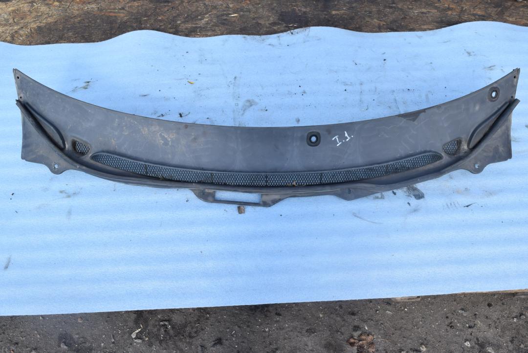 дождевик Volvo S60 1 поколение 2002, 2.4 л., B 5244 S, бензин, МКПП, седан, передний привод, 9190000 - фото №1