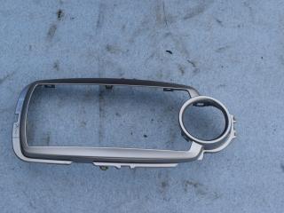 накладка на торпедо (консоль) Toyota Yaris XP130 2014, 1.4 л., D-4D, 1ND-TV, дизель, МКПП, хетчбэк 5 дв., передний привод, правый руль, 864510D010