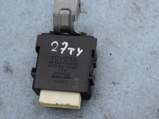 реле стеклоочистителей Toyota Yaris XP130 2014, 1.4 л., D-4D, 1ND-TV, дизель, МКПП, хетчбэк 5 дв., передний привод, правый руль, 859400D030