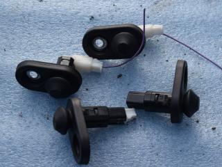 выключатель концевой (концевик) Toyota Yaris XP130 2014, 1.4 л., D-4D, 1ND-TV, дизель, МКПП, хетчбэк 5 дв., передний привод, правый руль