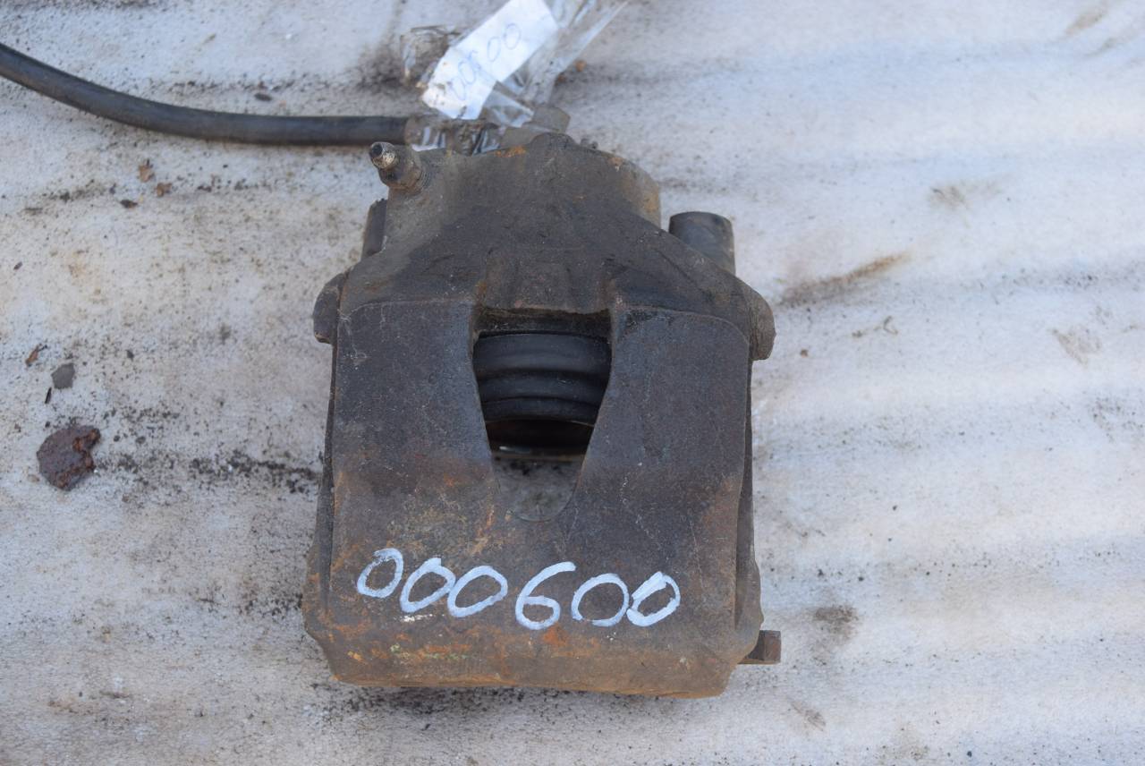 суппорт передний правый Volkswagen Golf 4 поколение 1999, 1.9 л., AGR, дизель, МКПП, хетчбэк 5 дв. - фото №1