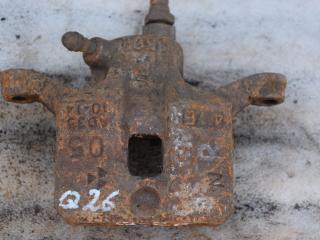 суппорт задний левый Mitsubishi Galant 8 поколение 1998, 2.0 л., дизель