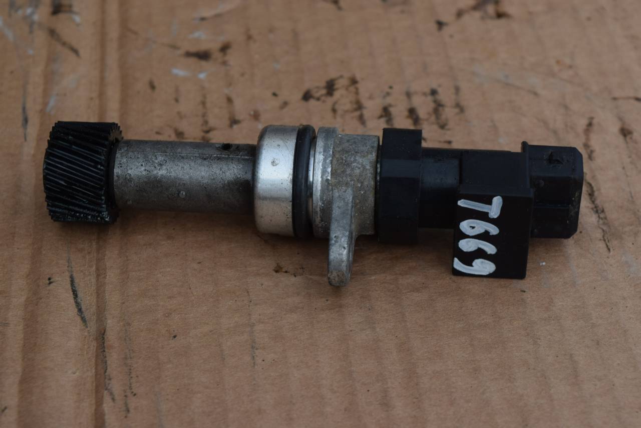 датчик скорости Hyundai Trajet 1 поколение 2003, 2.0 л., CRDi, D4EA, дизель, МКПП, передний привод - фото №1