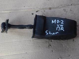 ограничитель открывания двери Volkswagen Sharan 2 поколение [рестайлинг] 2015, МКПП, минивэн, 7N0837249