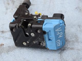 замок двери передней правой Volvo S80 1 поколение 2001, 2.4 л., B 5244 S, бензин, МКПП, синий, седан, 8650546