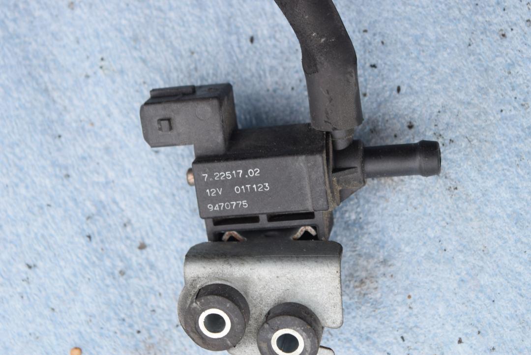 электромагнитный клапан Volvo S80 1 поколение 2001, 2.4 л., B 5244 S, бензин, МКПП, синий, седан, 9470775, 72251702 - фото №1