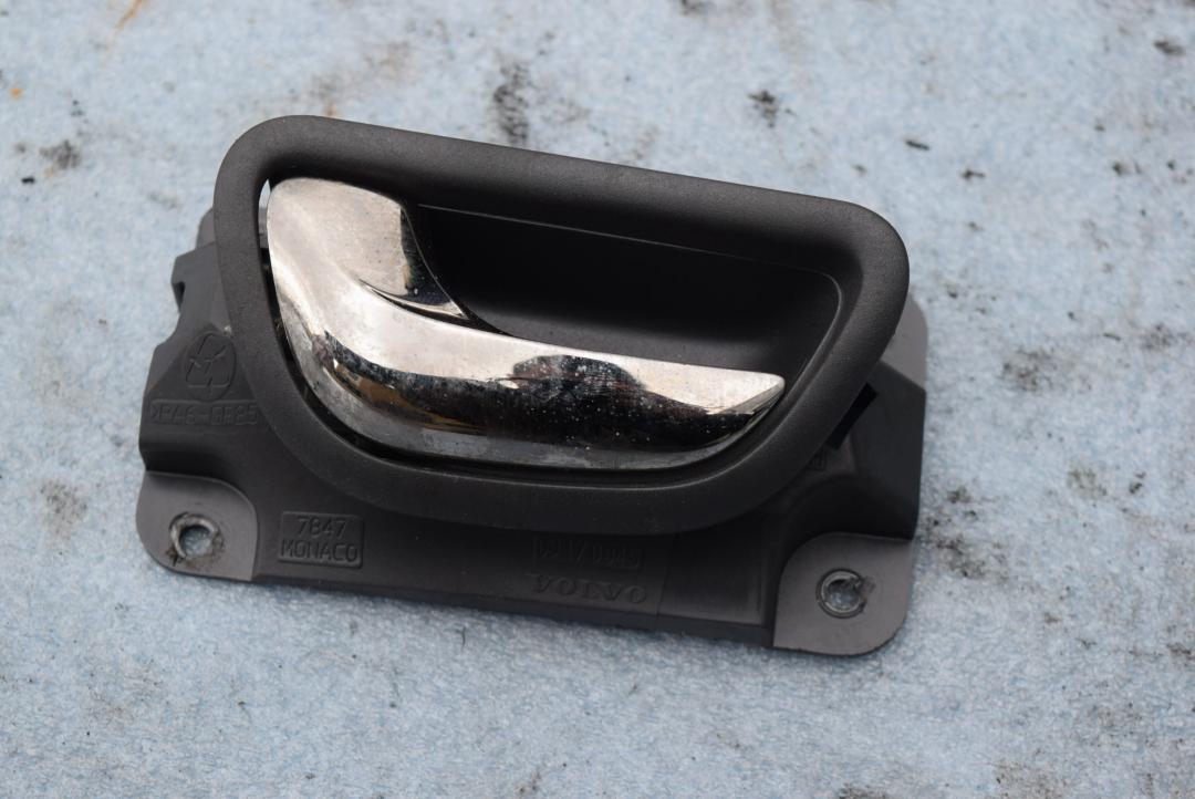 ручка внутренняя передняя левая Volvo S80 1 поколение 2001, 2.4 л., B 5244 S, бензин, МКПП, синий, седан, 09170045 - фото №1