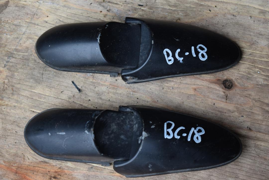 петля крышки багажника Hyundai Santa Fe 1 поколение (SM) 2003, 2.0 л., D4EA, дизель, МКПП, внедорожник 5 дв. - фото №1