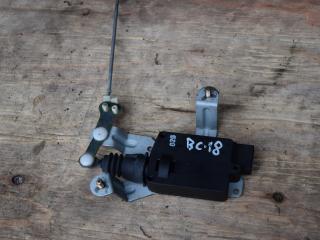 активатор замка багажника Hyundai Santa Fe 1 поколение (SM) 2003, 2.0 л., D4EA, дизель, МКПП, внедорожник 5 дв., 9575026000