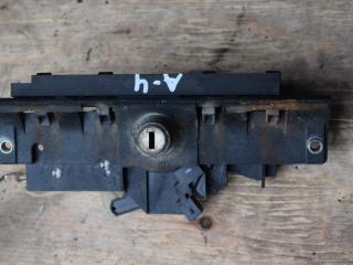 кнопка открытия багажника Audi A4 B5 1997, 1.8 л., ADR, бензин, МКПП, универсал, 809827565CD