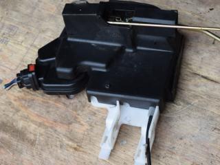 замок двери передней правой Ford Focus 2 поколение [рестайлинг] 2010, 1.6 л., дизель, МКПП, универсал