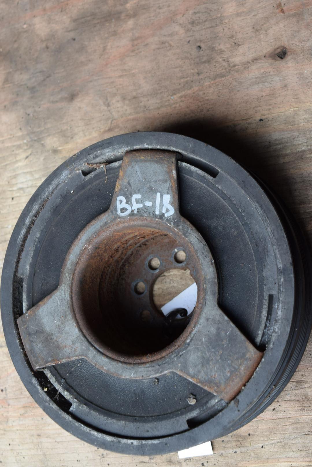 шкив коленвала Volkswagen Passat B5 2000, 2.5 л., дизель, АКПП, седан, 059105251M - фото №1