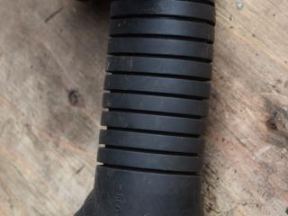 патрубок турбины Volkswagen Passat B5 [рестайлинг] 2002, 1.9 л., дизель, МКПП, седан, 8D0129615J