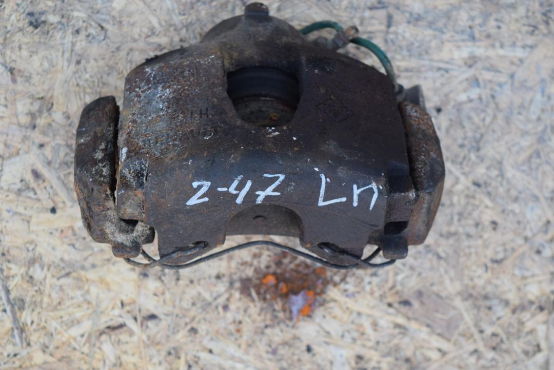 суппорт передний левый Renault Vel Satis 1 поколение 2004, 2.0 л., бензин, МКПП, хетчбэк 5 дв. - фото №1