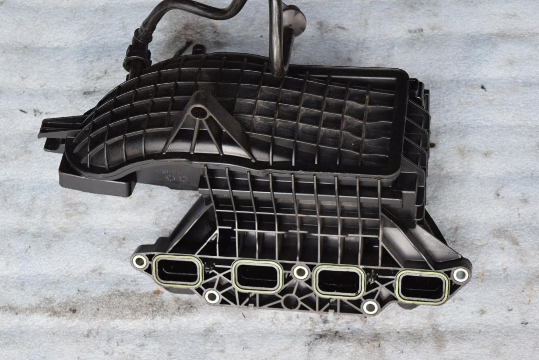 коллектор впускной Volkswagen Golf 5 поколение 2008, 1.4 л., CAXA, бензин, МКПП, хетчбэк 5 дв., правый руль, 03C129711AD - фото №1