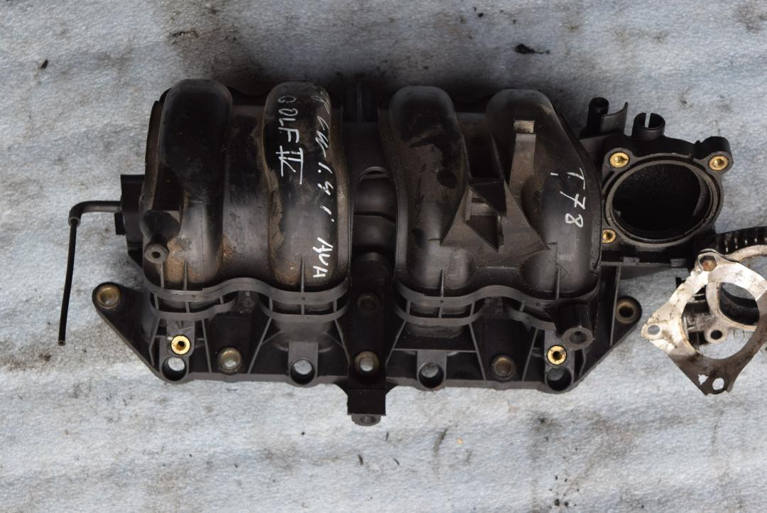 коллектор впускной Volkswagen Polo 3 поколение 2001, 1.4 л., AUD, бензин, МКПП, хетчбэк 5 дв., 036129711BR - фото №1