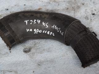 патрубок интеркулера Kia Sorento 1 поколение 2004, 2.5 л., D4CB, дизель, МКПП, внедорожник 5 дв., правый руль