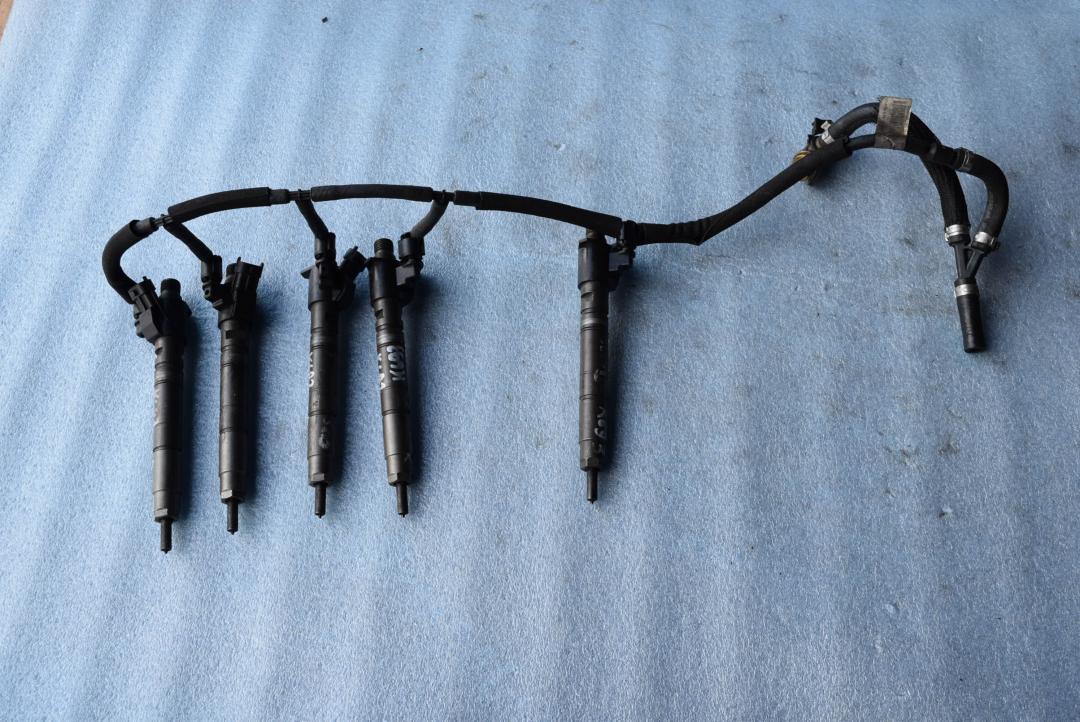 форсунка Volvo S60 2 поколение 2011, 2.0 л., дизель, АКПП, серый, седан, правый руль, 0445116046, 31303238 - фото №1