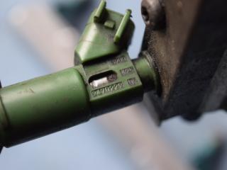 форсунка Volvo V70 1 поколение 1999, 2.4 л., бензин, МКПП, универсал, 9470229