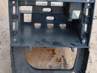 рамка под магнитолу Volvo XC90 1 поколение 2003, 2.9 л., бензин, АКПП, универсал, правый руль, 03409622