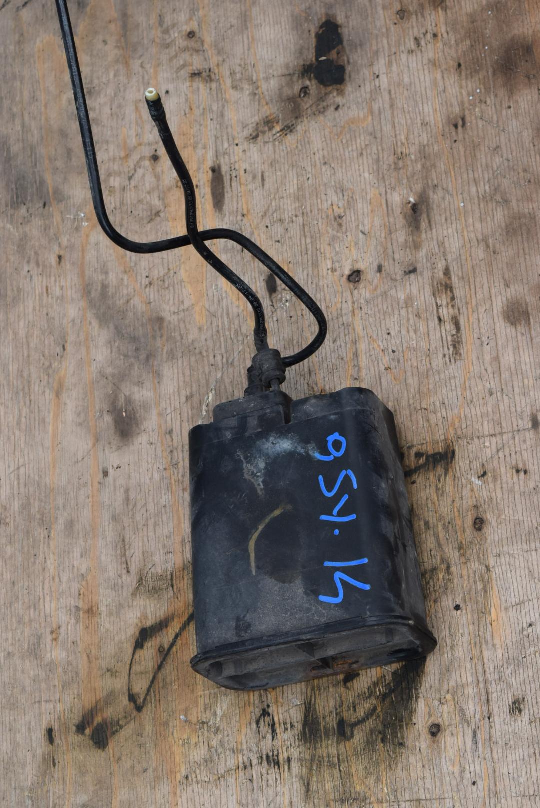 адсорбер Volvo XC90 1 поколение 2004, 2.9 л., бензин, АКПП, внедорожник 5 дв., правый руль, 17203256 - фото №1