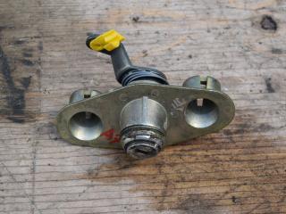 замок багажника Volvo S80 1 поколение 2000, 2.0 л., B 5204 T, бензин, МКПП, седан, передний привод