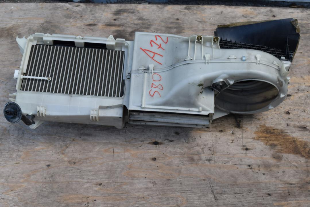 корпус отопителя (печки) Volvo S80 1 поколение 2000, 2.0 л., B 5204 T, бензин, МКПП, седан, передний привод, 3409240 - фото №1