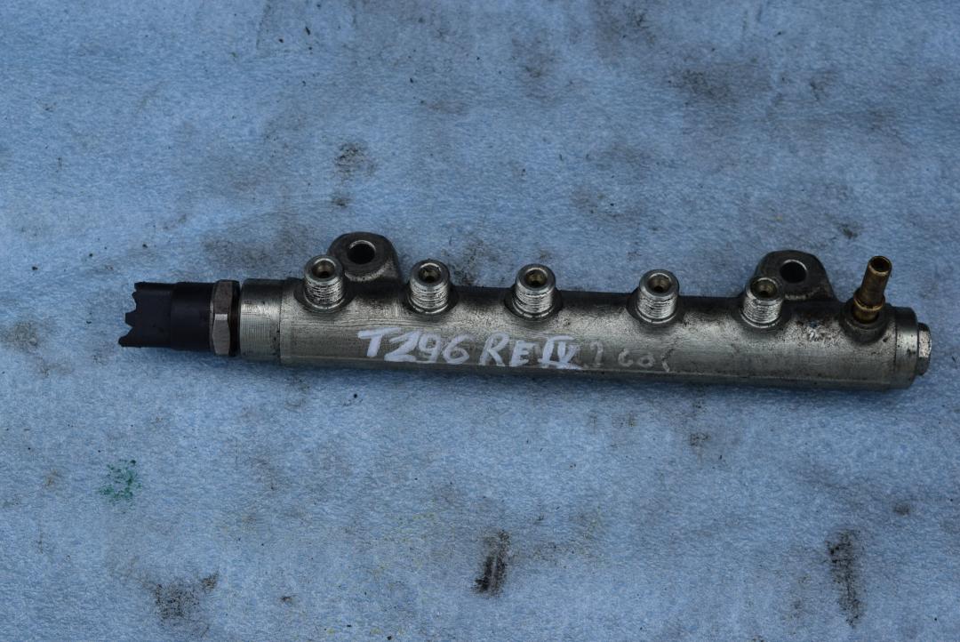 топливная рампа Renault Laguna 2 поколение 2003, 2.2 л., дизель, МКПП, хетчбэк 5 дв., 0281002568, 0445214042, 8200347593 - фото №1