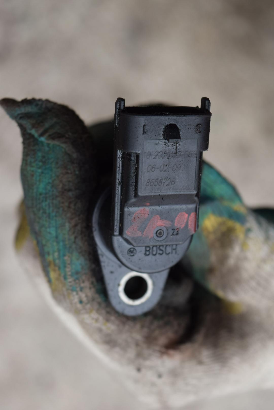 датчик распредвала Volvo XC90 1 поколение 2006, 2.4 л., D5, D 5244 T5, дизель, АКПП, внедорожник 5 дв., правый руль, 8658726 - фото №1