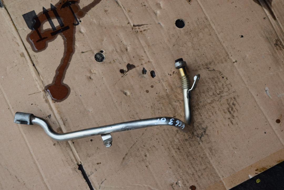 трубка системы рециркуляции EGR Opel Insignia 1 поколение (A) 2010, 2.8 л., бензин, АКПП, серый, хетчбэк 5 дв., правый руль - фото №1