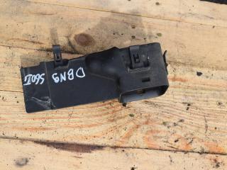 планка под капот Volvo S60 2 поколение 2012, 2.0 л., D 5204 T3, дизель, МКПП, седан, передний привод, правый руль, 30796474