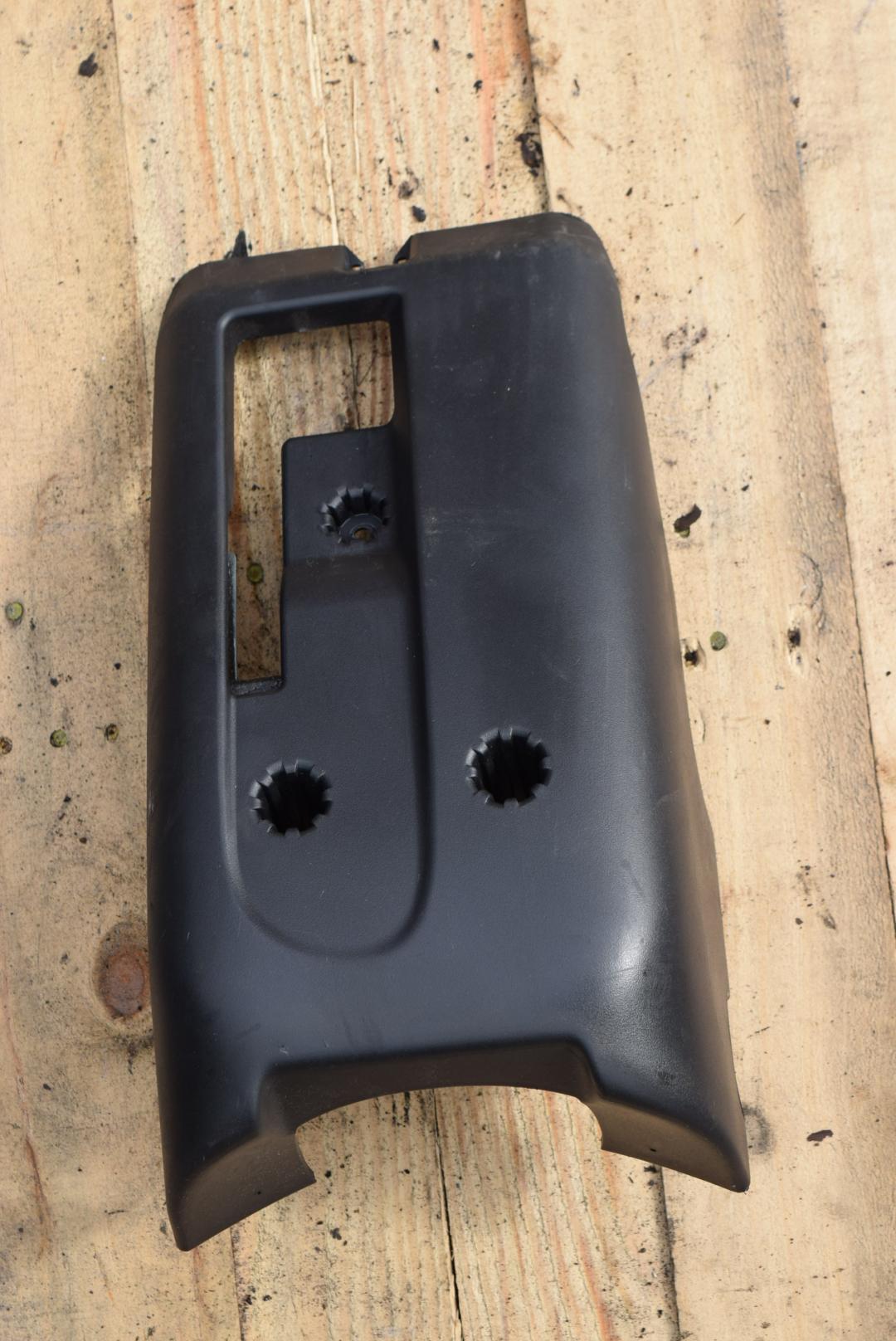 кожух рулевой колонки Volvo S60 2 поколение 2012, 2.0 л., D 5204 T3, дизель, МКПП, седан, передний привод, правый руль, 8648403 - фото №1